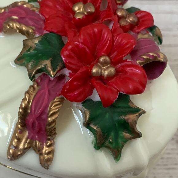 Heart Shaped Ceramic Christmas Holiday Trinket Box with Poinsettias and Bow 3"H - Picture 13 of 16